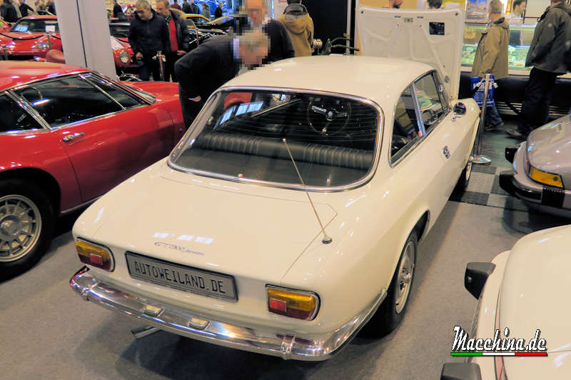 Alfa Romeo Giulia GT 1300 Junior, Foto: Macchina.de
